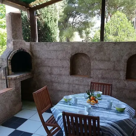 Holiday home Davia 1 *